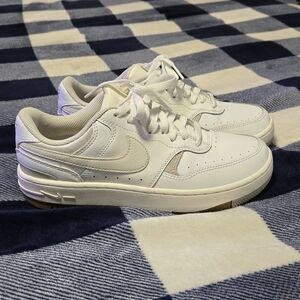 Nike Women's White and Cream Sneakers